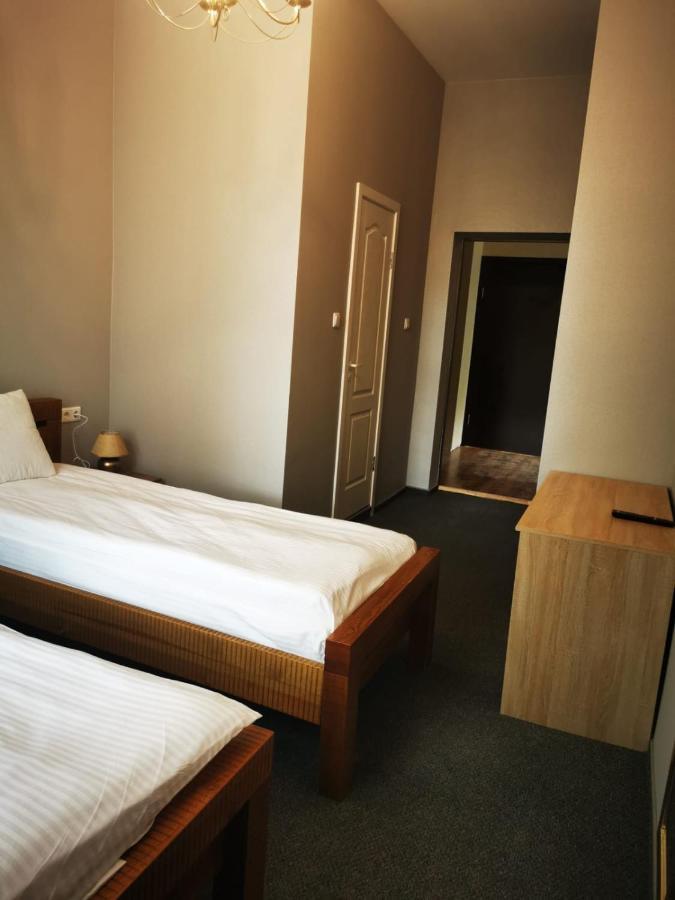 Hotel Karklu Muiza Jelgava Buitenkant foto