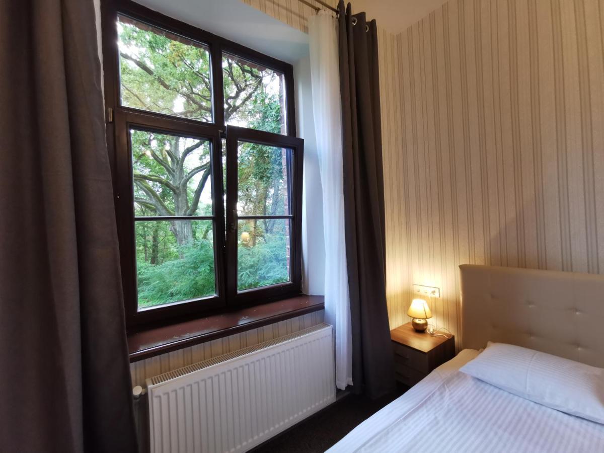 Hotel Karklu Muiza Jelgava Buitenkant foto