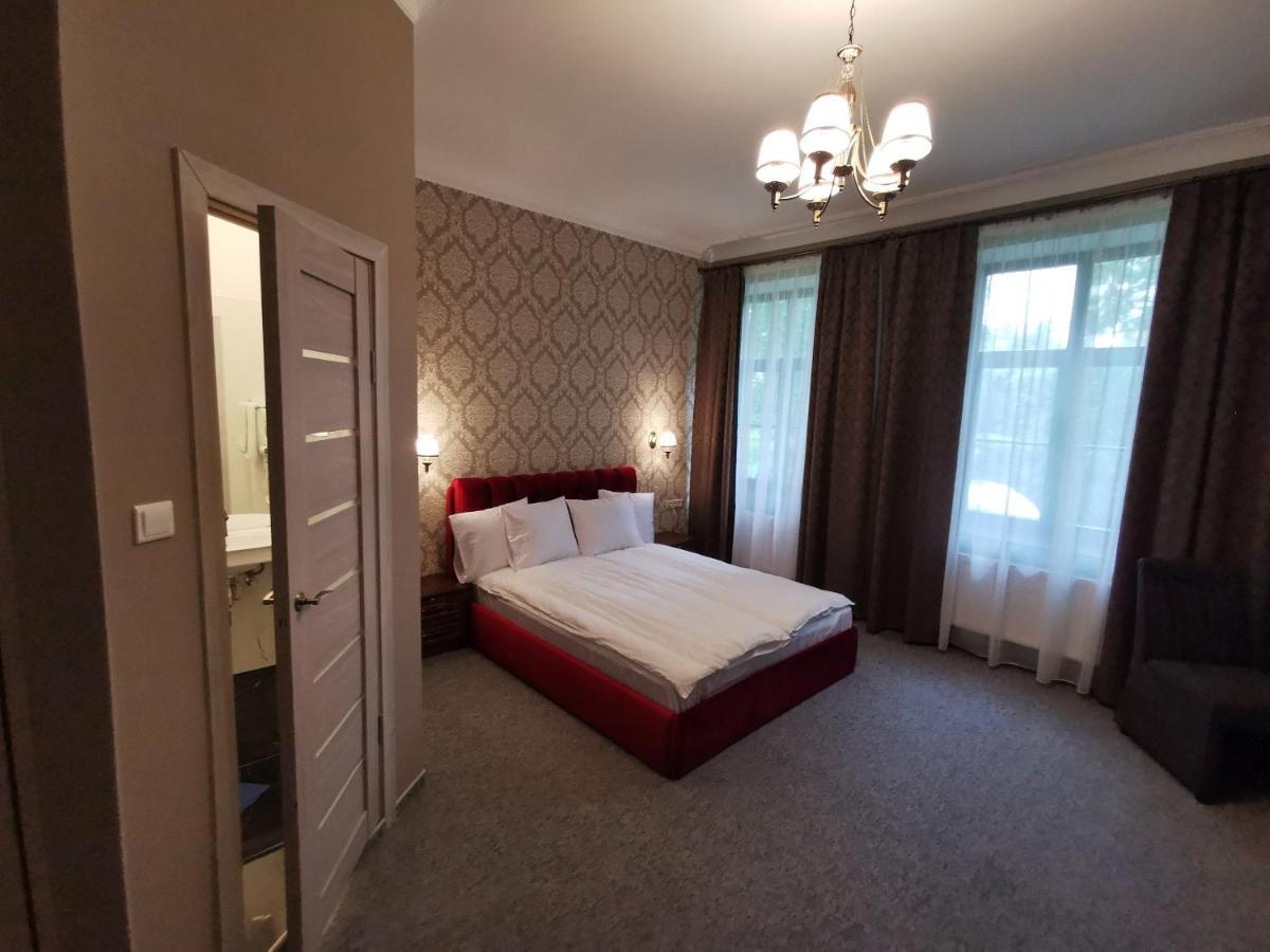 Hotel Karklu Muiza Jelgava Buitenkant foto
