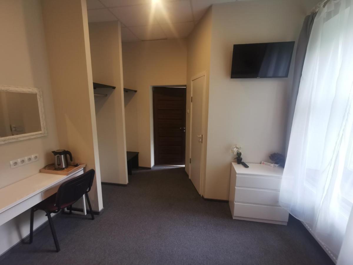 Hotel Karklu Muiza Jelgava Buitenkant foto