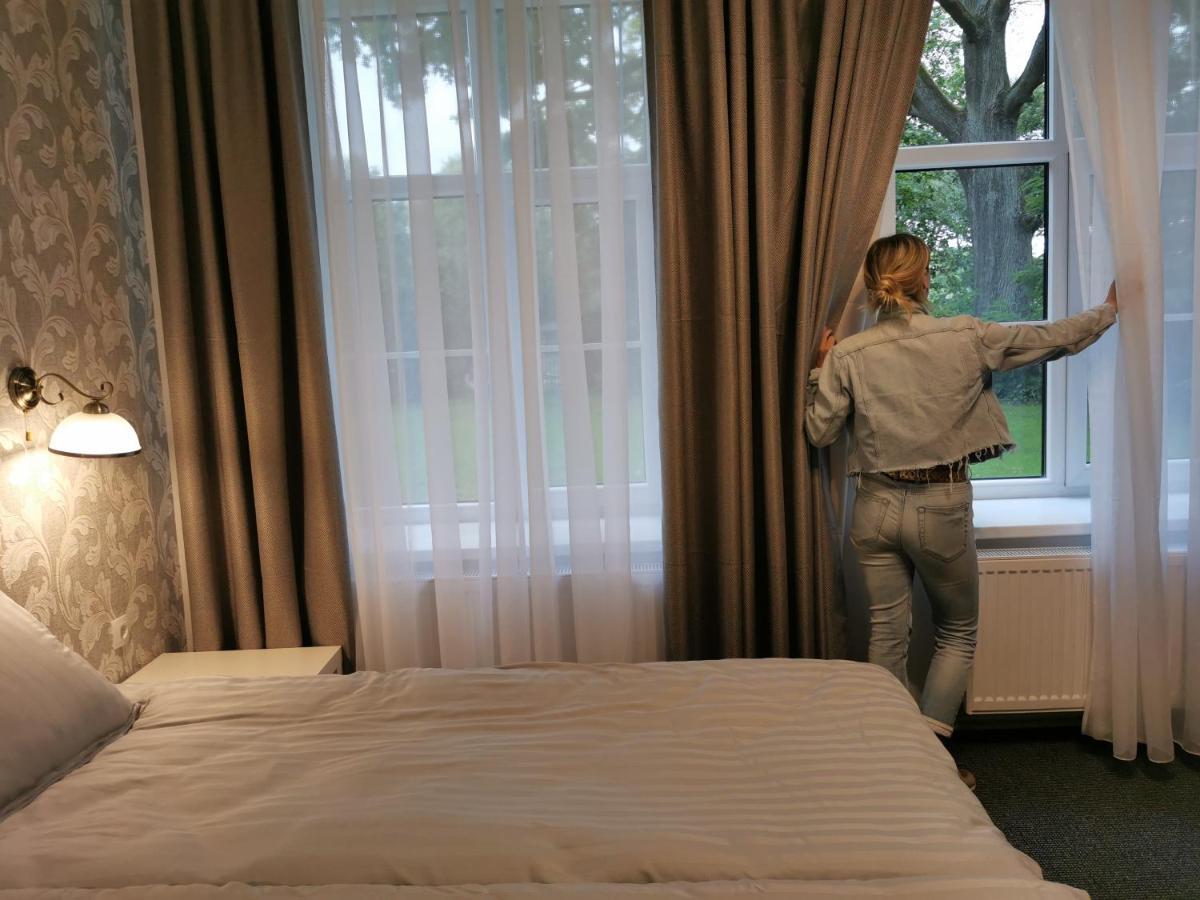Hotel Karklu Muiza Jelgava Buitenkant foto
