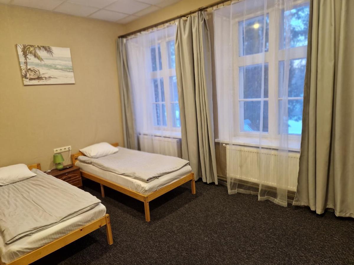 Hotel Karklu Muiza Jelgava Buitenkant foto