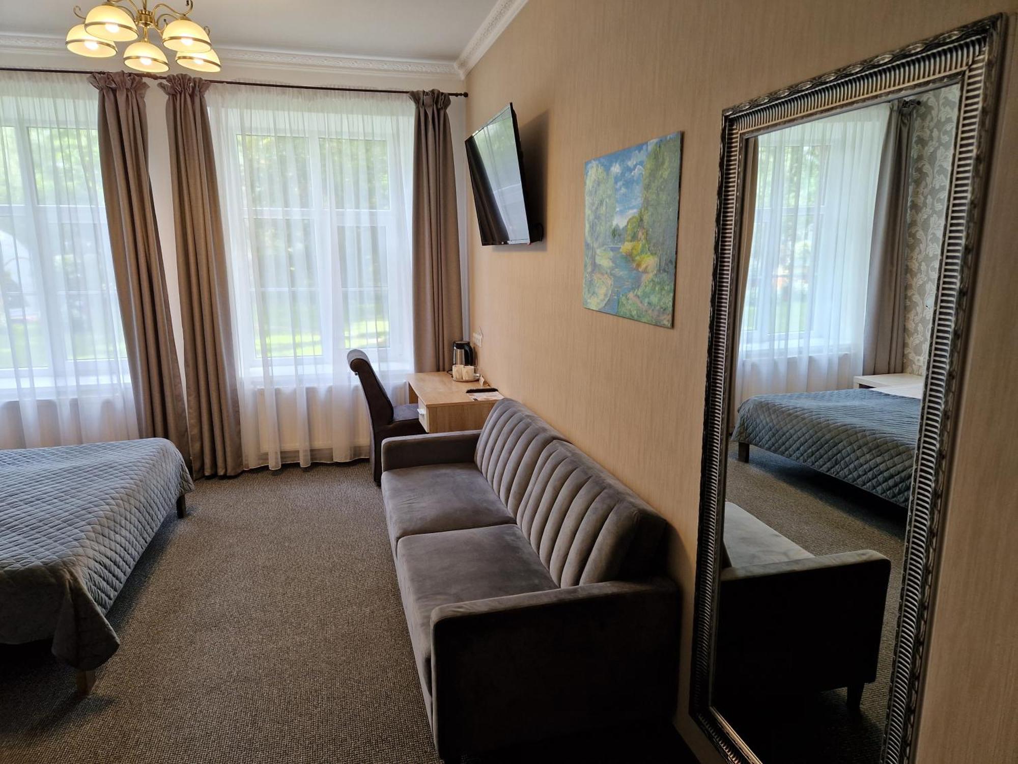 Hotel Karklu Muiza Jelgava Buitenkant foto